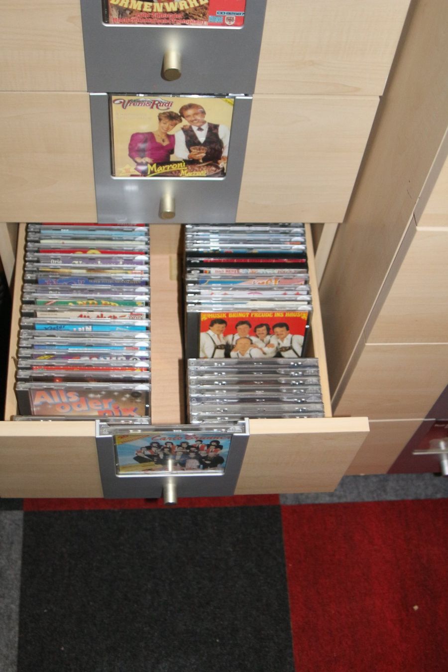 CDs: 2Stk. CD-Schrank mit über 450 Stück. CD – Gebraucht aus Benglen von polli77 5