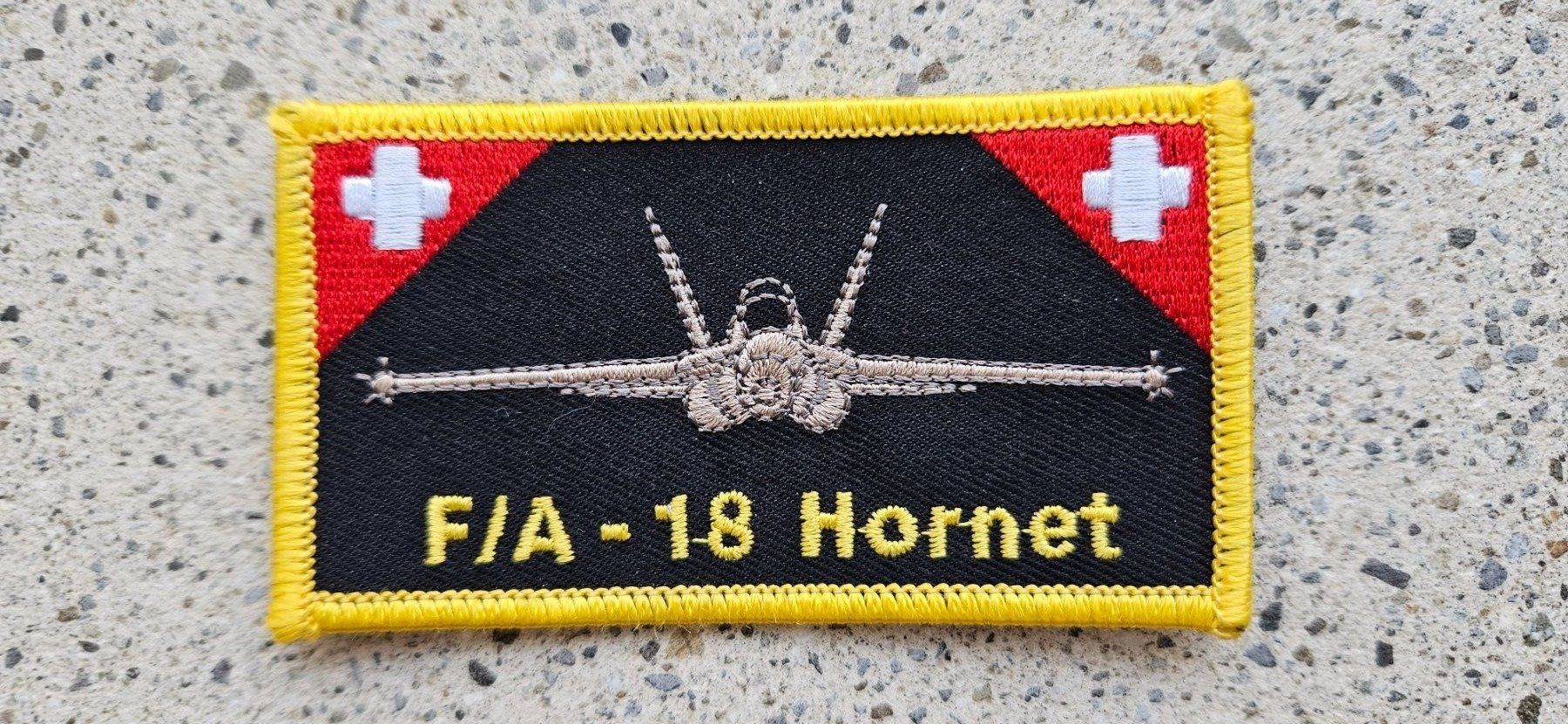 Schweizer Armee Placchette & Badge: *** Badge Schweizer Luftwaffe *** – Nuovo e nell'imballaggio originale da Riedholz venduto da fr_sIruP