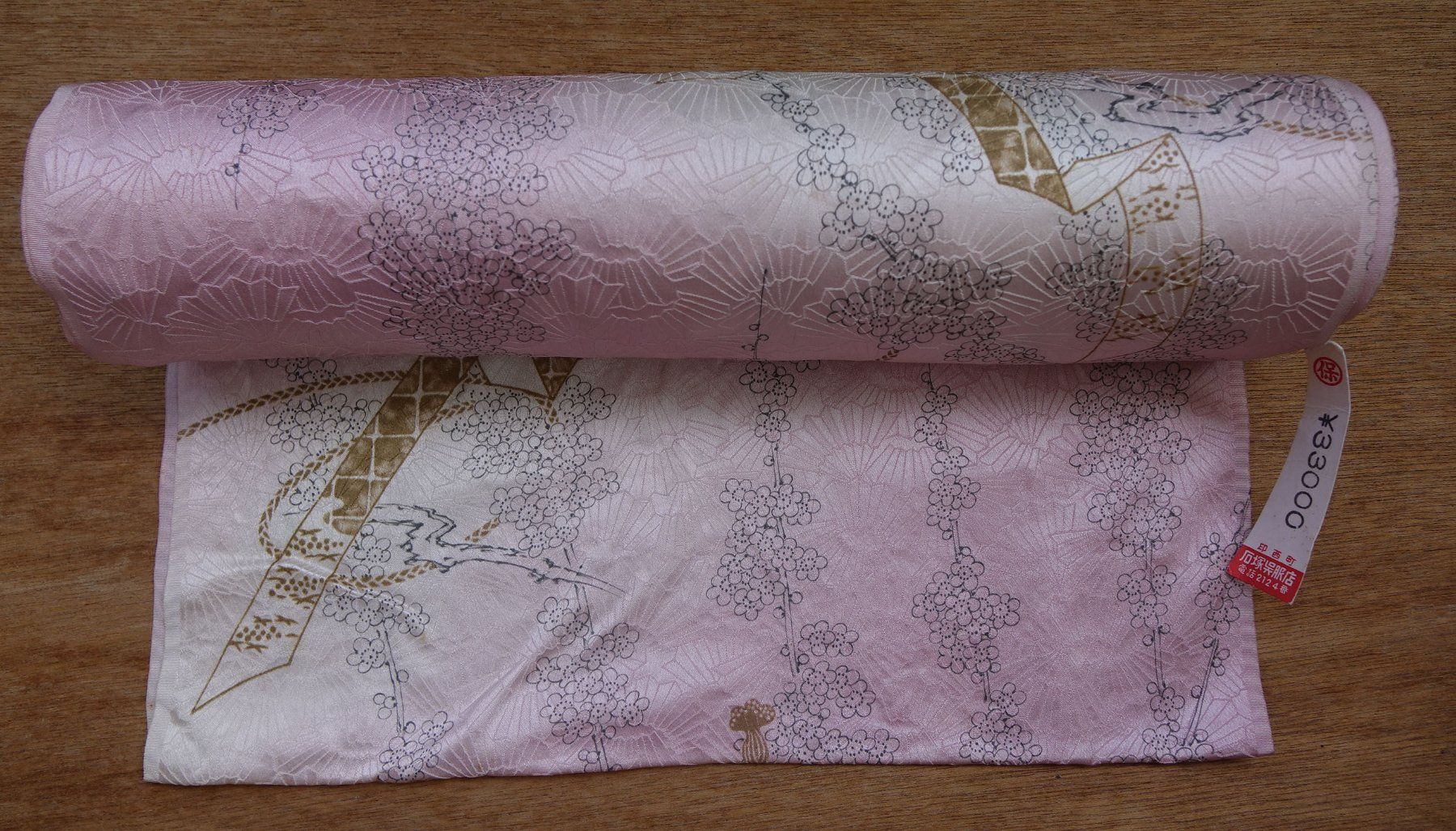 Stoffe: Japan Kimono Stoff Seide 12 Meter – Defekt aus Winterthur von Hiruko
