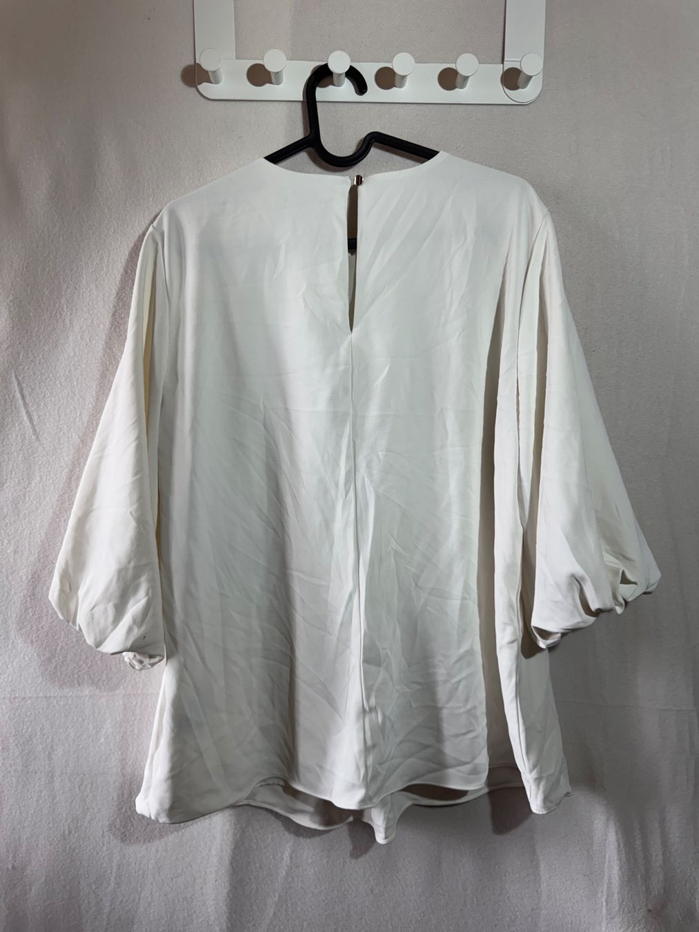 H&M Camicette: Weisse Bluse von H&M Gr. L – Usato da Grosswangen venduto da SALE_SALE_SALE 5