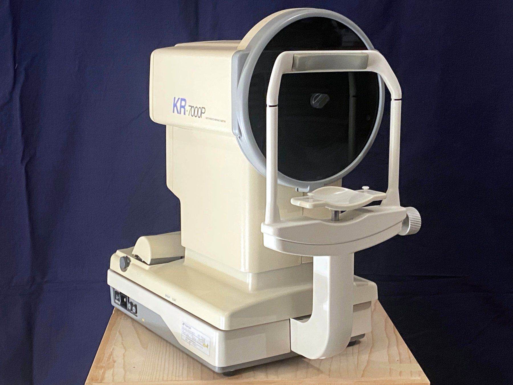 Appareils médicaux: Autorefraktometer Keratometer – D'occasion à Zweisimmen par ric_k75g
