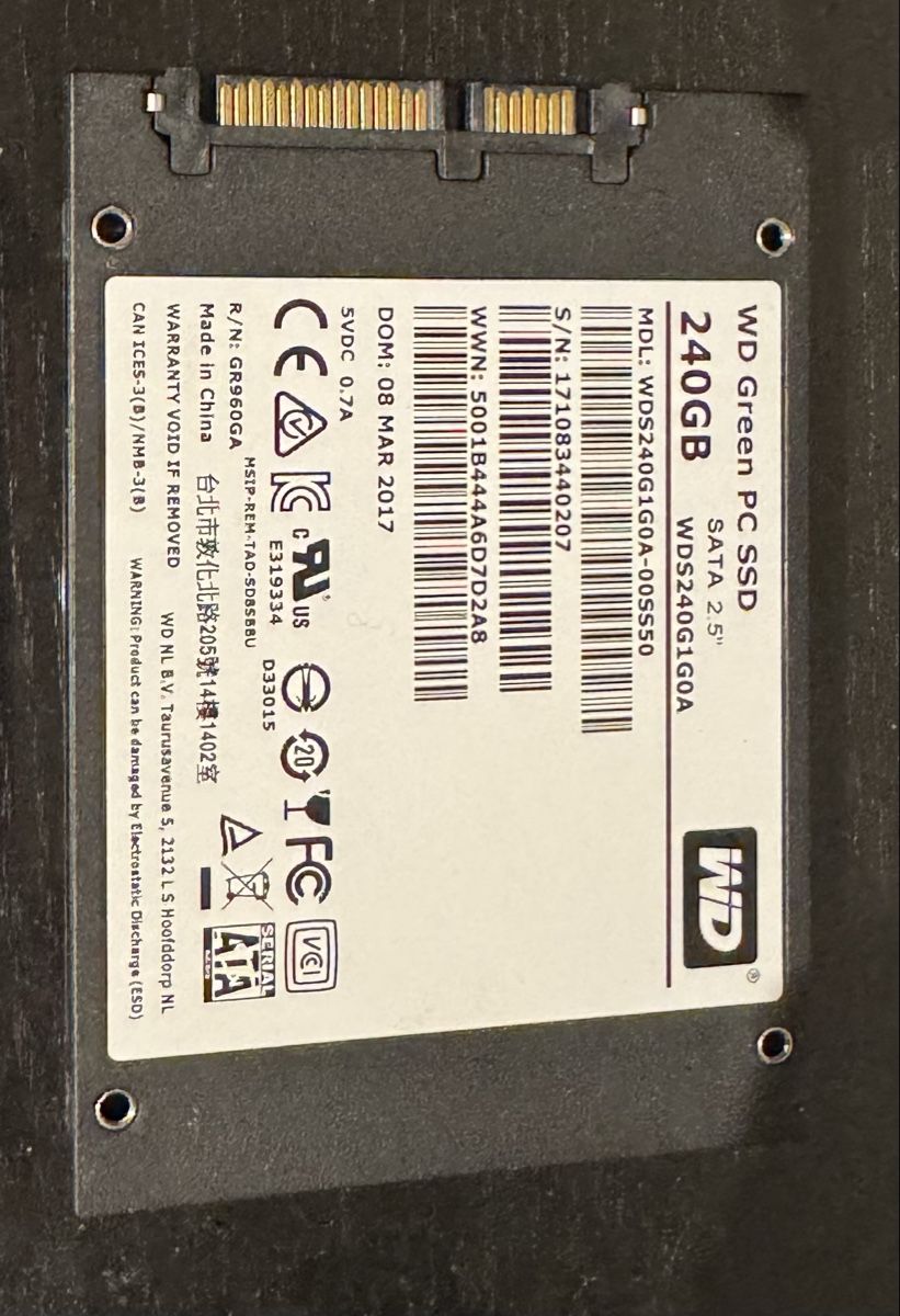 Western Digital Dischi rigidi: 240GB SSD Drive – Usato da Thundorf venduto da reinventedshop_CH 1