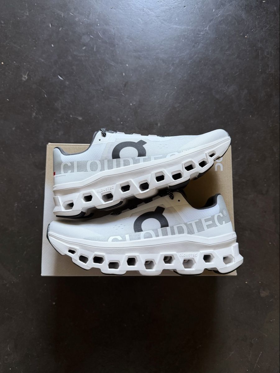 On Herrenschuhe: On Cloudmonster 42.5 – Neu und originalverpackt aus lausanne von dph_m5ly