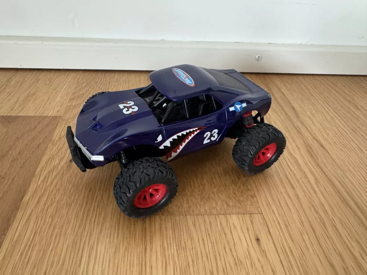 Jouets: Speedzone pull back Auto blau – D'occasion à Zürich par wtpooh