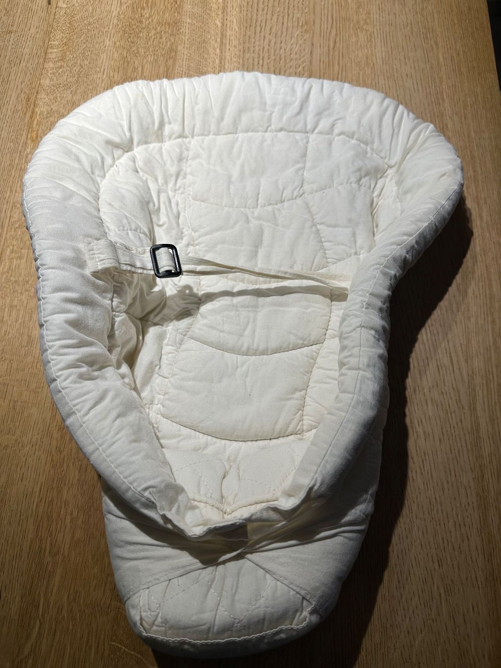 Ergo Baby Marsupi portabebè: Original Ergobaby Trage inkl. Newborn Einsatz – Usato da Egerkingen venduto da Claudia_Flury 5