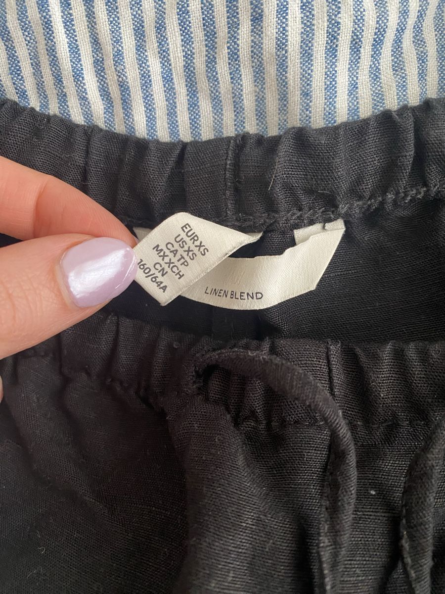 H&M Pantaloni: schwarze Shorts XS – Nuovo (secondo la descrizione) da St. Gallen venduto da fab_9cvd 3