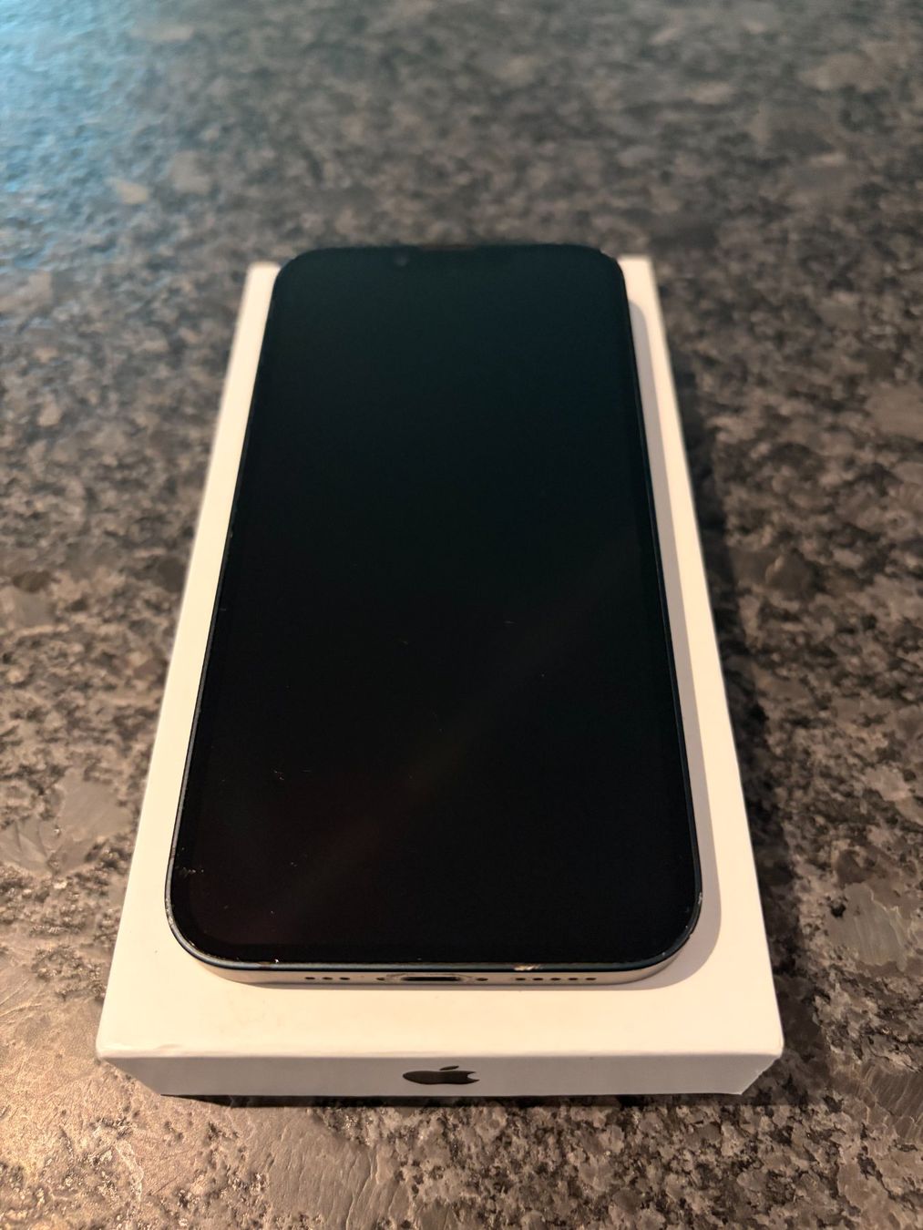 Apple Portables: iPhone 14 128 GB Mitternacht, Akku 79% – D'occasion à Wolfhausen par vins_zh 4