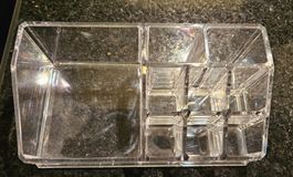 Plexiglas Behälter