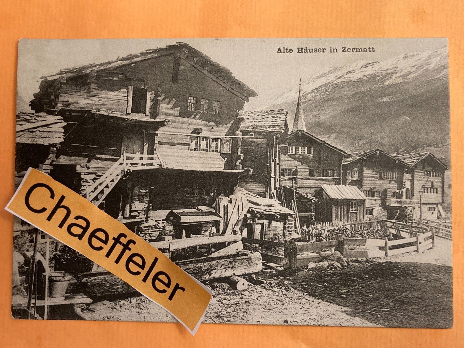 Cartoline postali: 1905 Alte Häuser in Zermatt – Usato da Zürich venduto da Chaeffeler