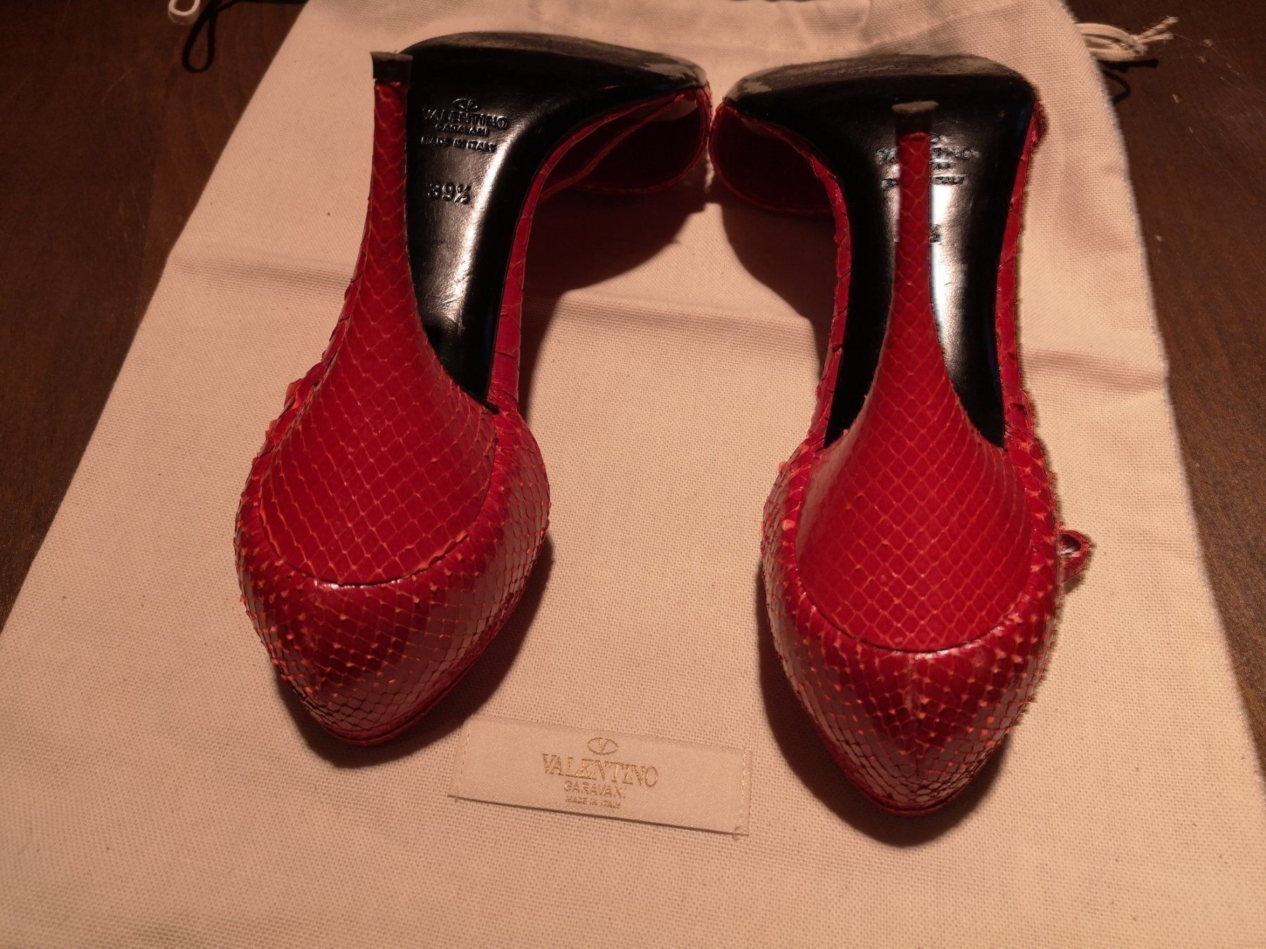 Valentino Scarpe da donna: Valentino Damen Pumps Gr. 39 1/2 – Nuovo (secondo la descrizione) da Oberwil BL venduto da Gutundsuperklein16 8