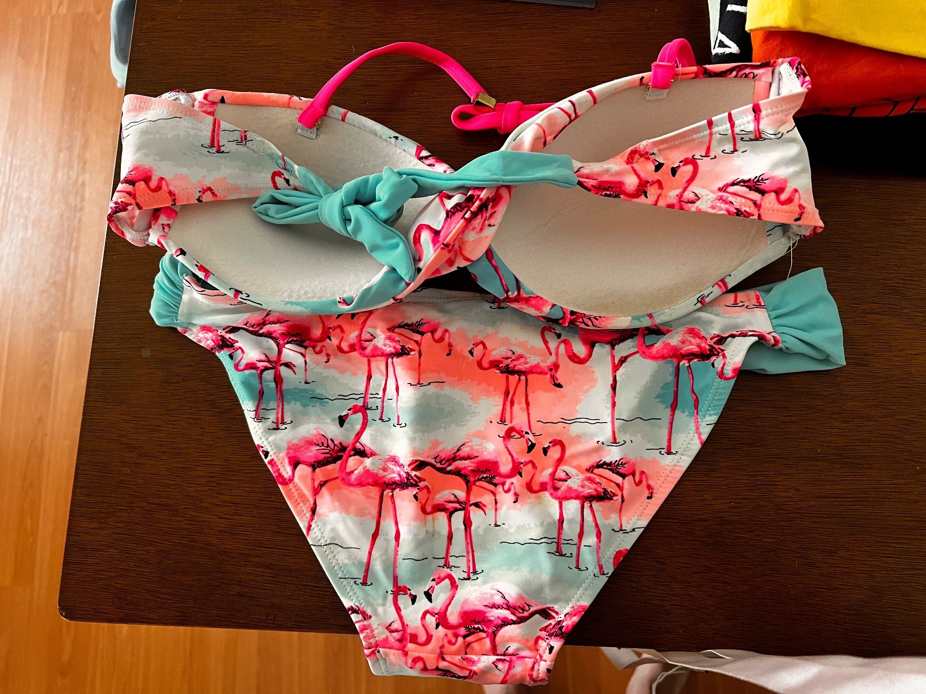 Costumi da bagno & Bikini: Bikini mit flamingos – Usato da Niederglatt ZH venduto da NICELODEON18 1