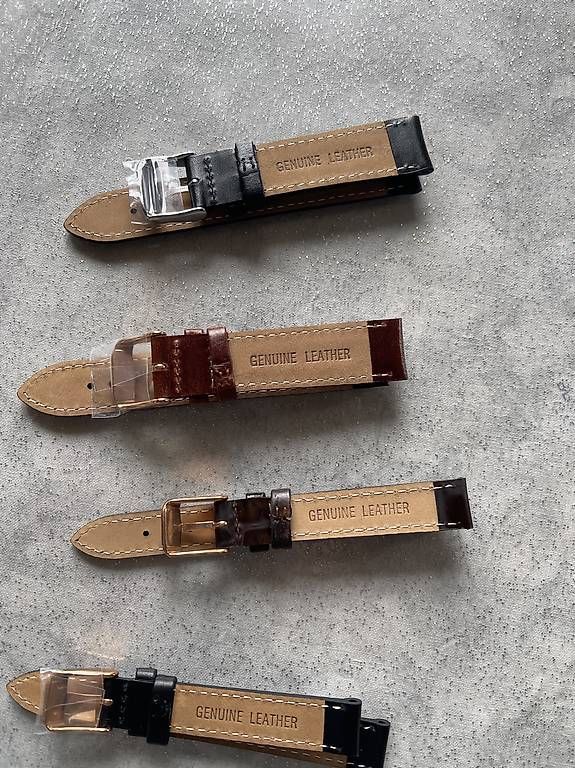 Bracciali & Braccialetti: Vendo cinturini in pelle – Nuovo (secondo la descrizione) da Cadenazzo venduto da ero_n8hr 1