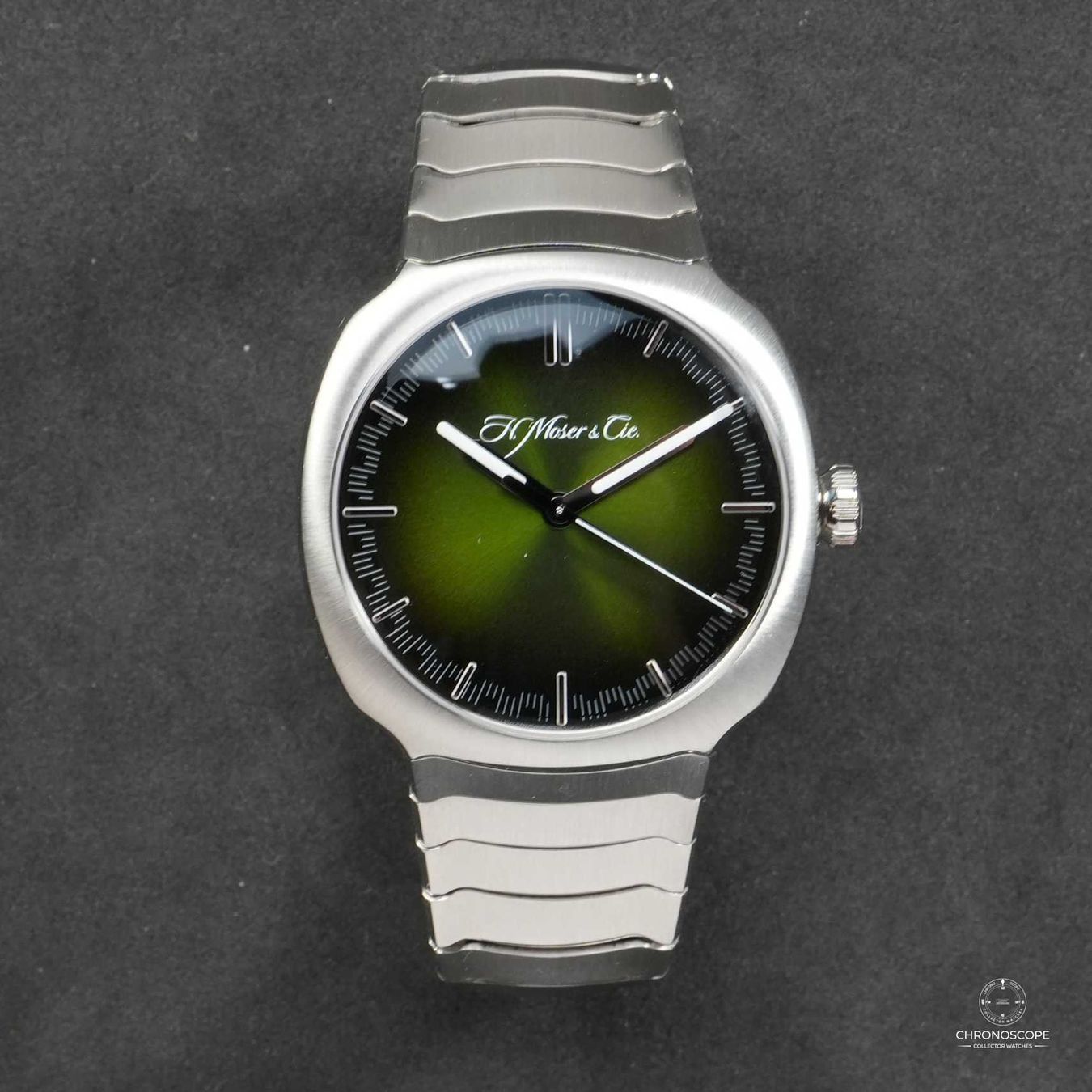 H.Moser & Cie Orologi: H. Moser&Cie. Streamliner Centre Seconds, ref. 6200-1200 – Nuovo (secondo la descrizione) da Luzern venduto da ChronoScope6004 1