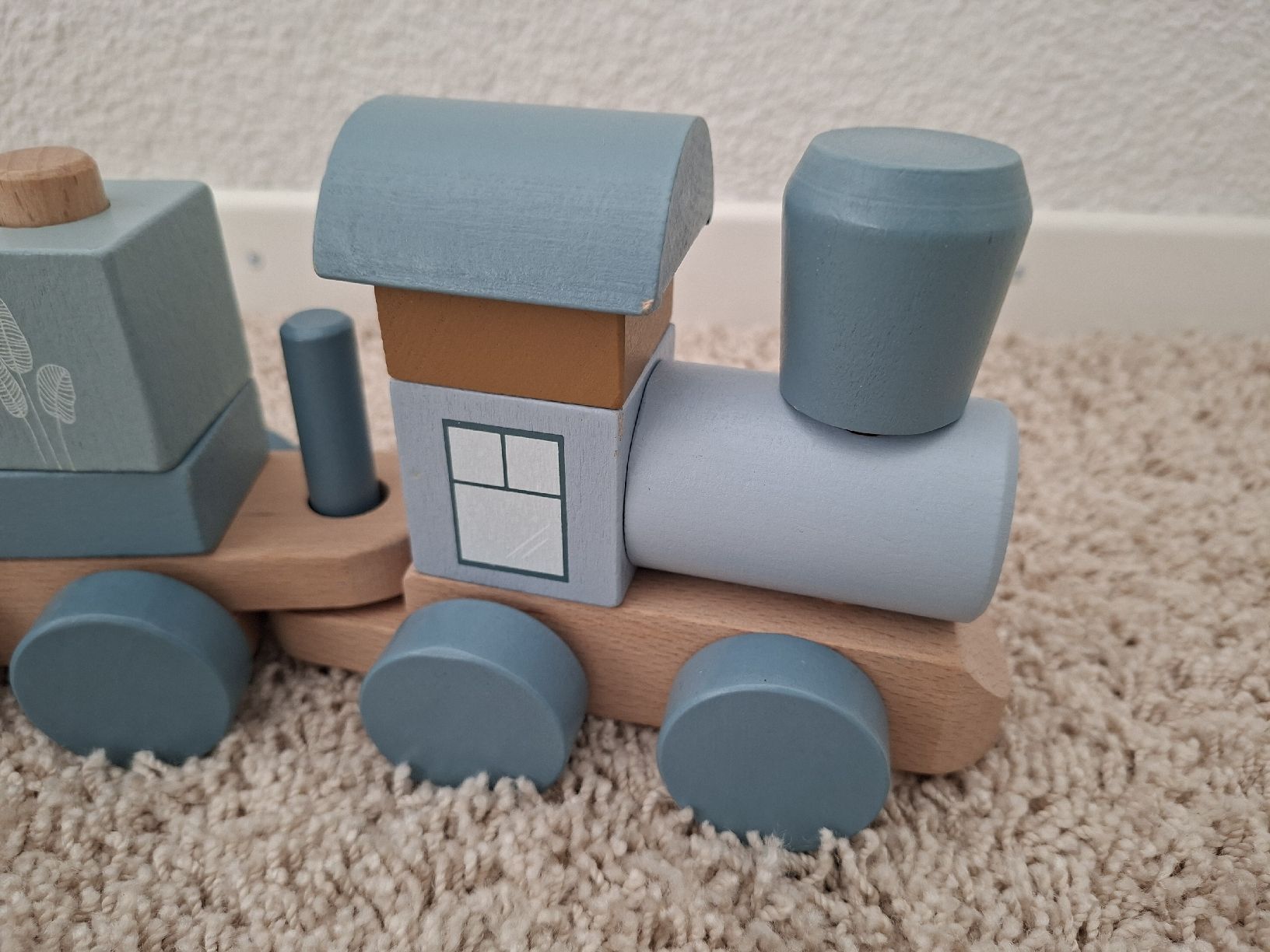 Spielzeuge: Little Dutch Holzzug / Steckspiel – Gebraucht aus Balterswil von Steineparadies 4