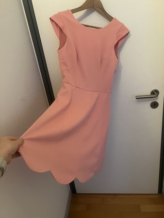 Sommerkleid rosa elegant Grösse S 36 Tellerrock rückenfrei