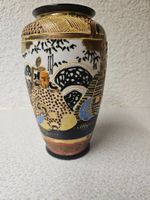 Hübsche alte chinesische Porzellan Vase Satsuma
