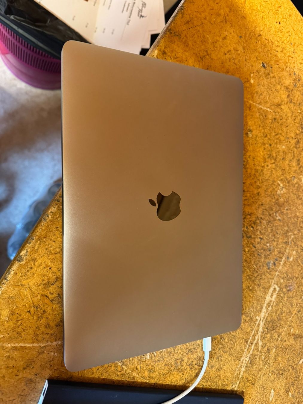 Apple Notebooks: MacBook Pro – Gebraucht aus Davos Wolfgang von bella345