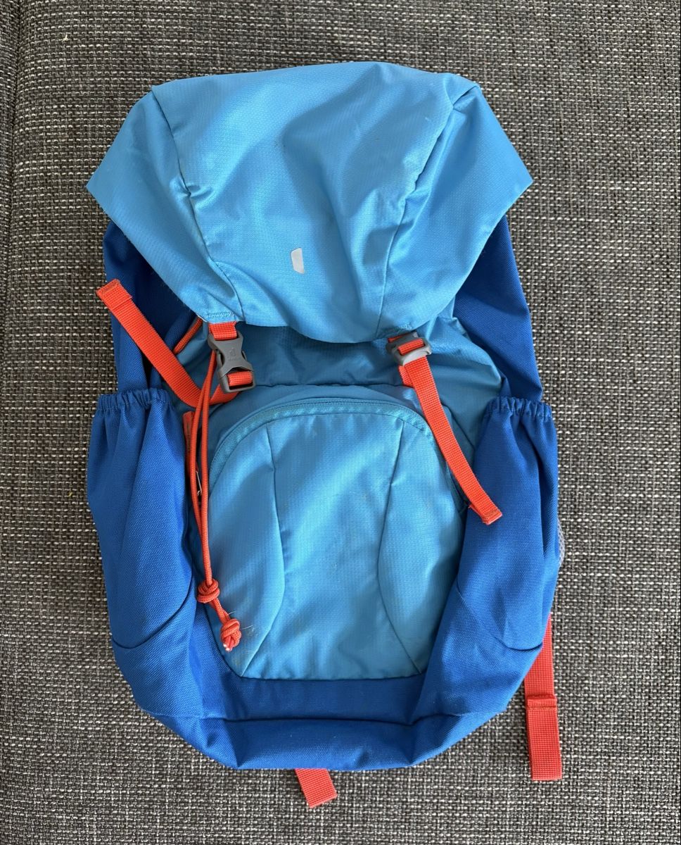 Deuter Kindertaschen: Kinder-Rucksack Deuter blau – Gebraucht aus Bülach von Zwingol