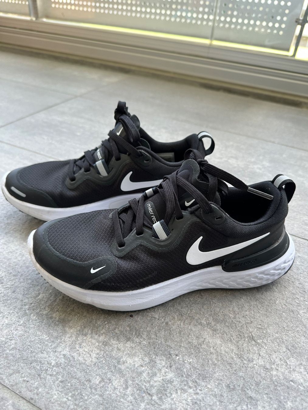 Nike Scarpe da donna: Laufschuhe Nike React Miler Größe 38.5/ Schuhe , Turnschuhe – Nuovo (secondo la descrizione) da Riehen venduto da Silvia_1 2