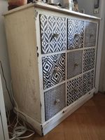 Kommode weiss mit 9 Schubladen schwarz weiss gemustert