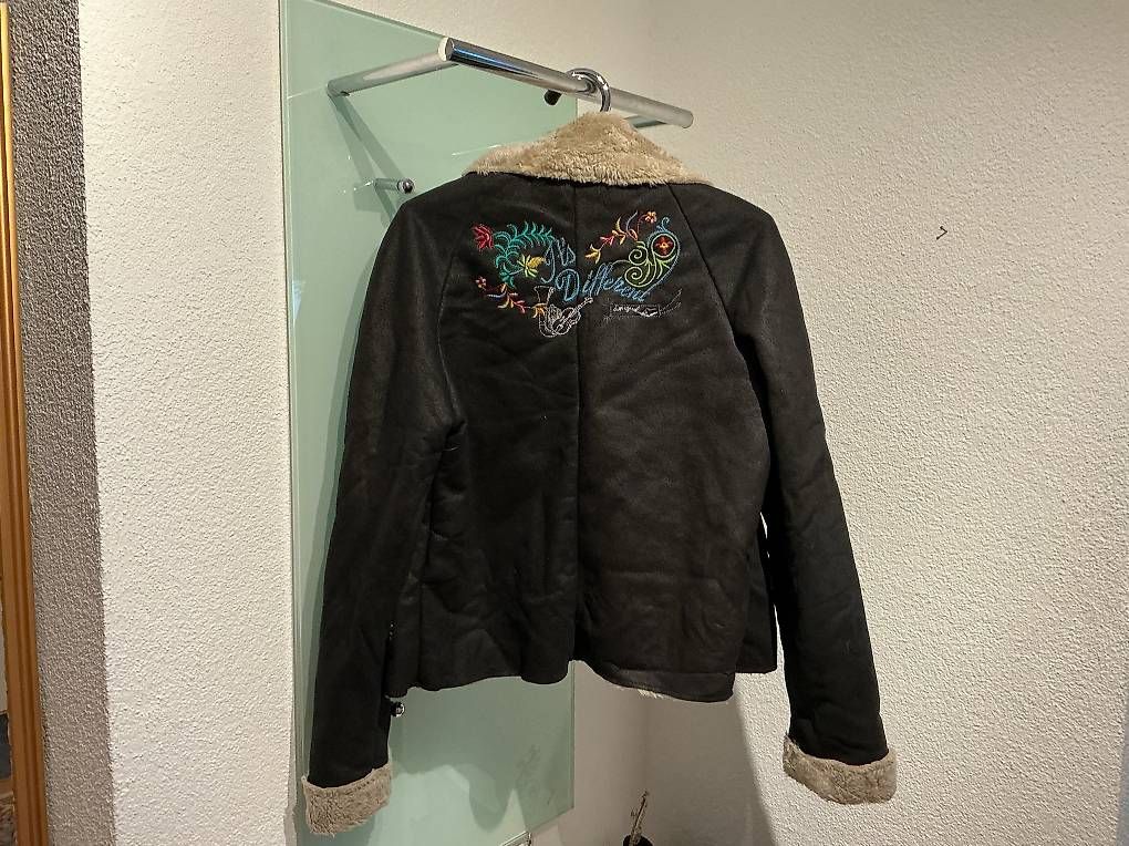Jacken: Desigual Jacke – Neu und originalverpackt aus Rorschacherberg von Rose144 1