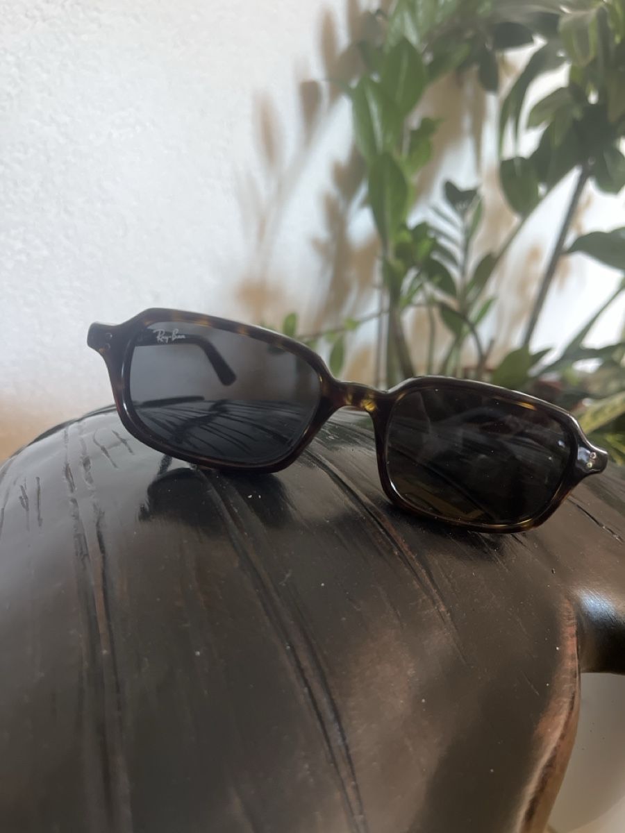 Ray-Ban Occhiali & Lenti: Ray-Ban Sunglasses Good Condition – Nuovo (secondo la descrizione) da St. Moritz venduto da mat_h6q6 1
