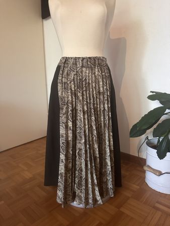 Zara Basic Rock Gr. L Schlangenmuster schwarz beige