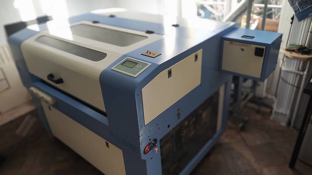 Tutte le macchine: machine CNC laser CO2 120w  – Usato da Vevey venduto da bob_m25j 2