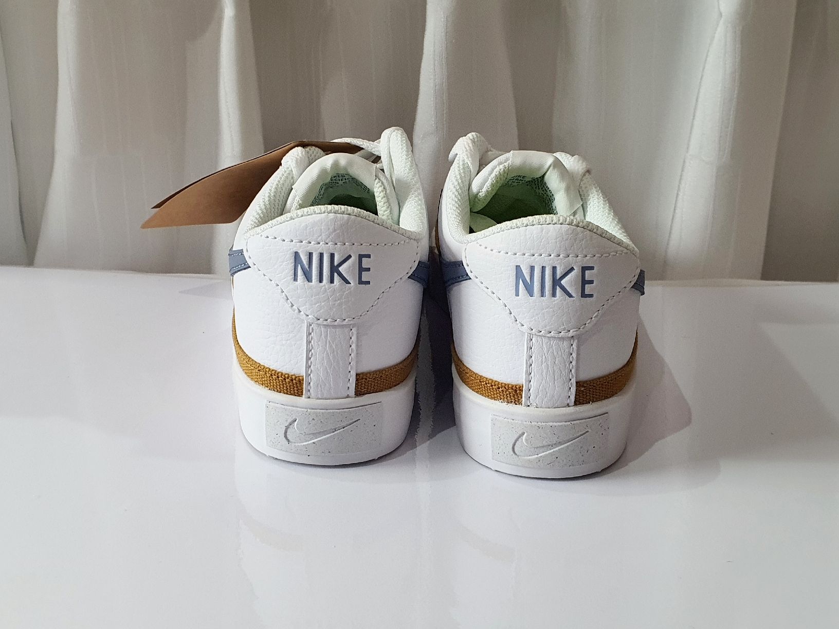 Nike Scarpe per ragazzi: Gr. 36 - Nike Sneaker, Neu – Nuovo e nell'imballaggio originale da Nürensdorf venduto da sal_g2bz 3