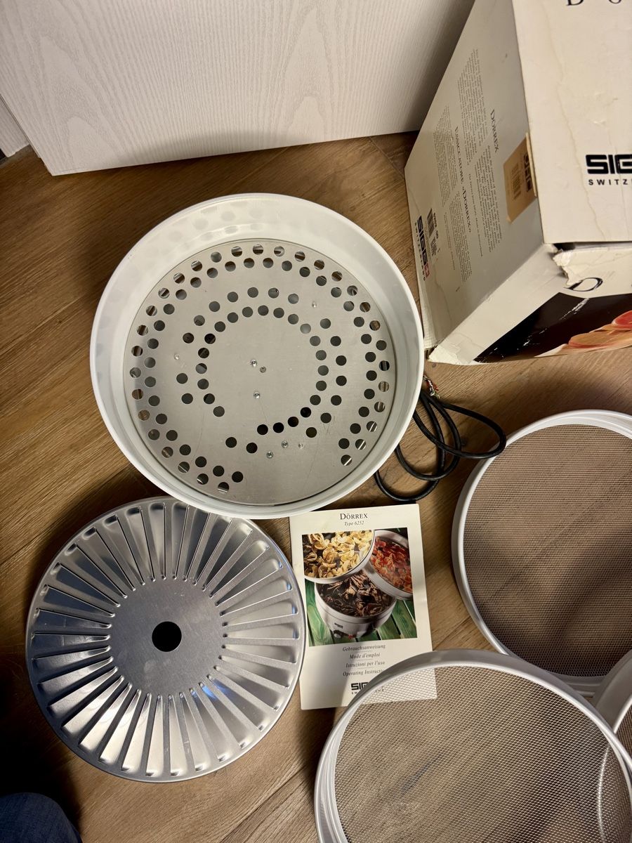 Sigg Elettrodomestici da cucina: Dörrex SIGG Typ 6252 Dörrautomat Dörrgerät – Usato da Rothrist venduto da Luckywinner 4