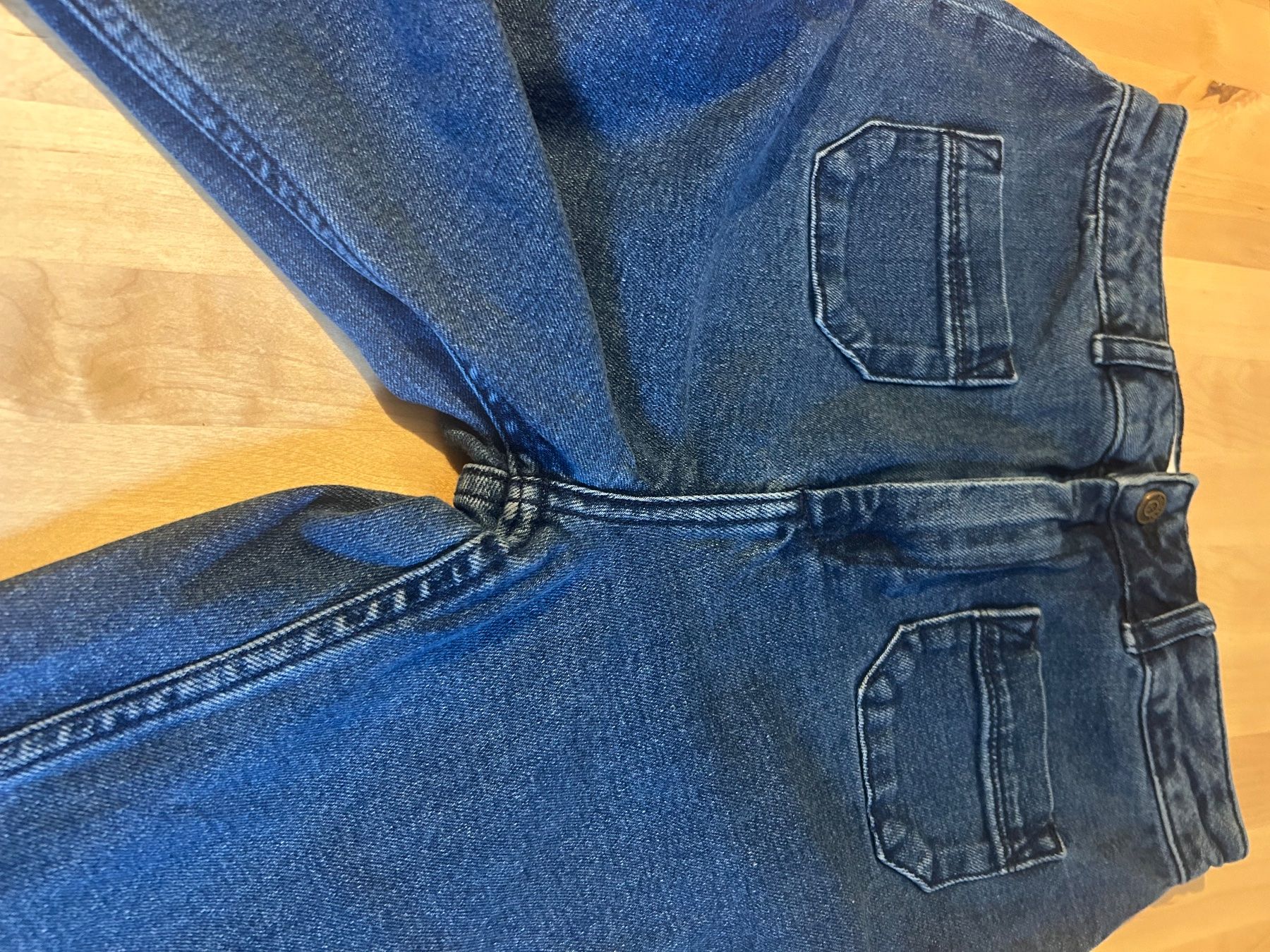 Pantaloni: Pantalon taille S - look tendance! – Usato da St-Prex venduto da mar_f6t6 3