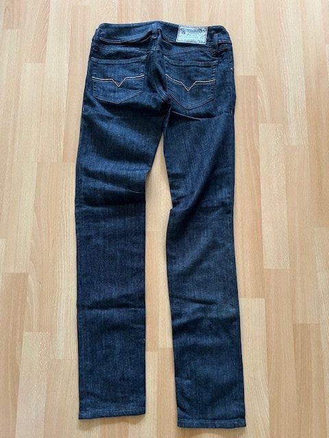 Diesel Jeans: Jeans Diesel Gr. 26|32 – Usato da Wabern venduto da MagdalenaWabern 1