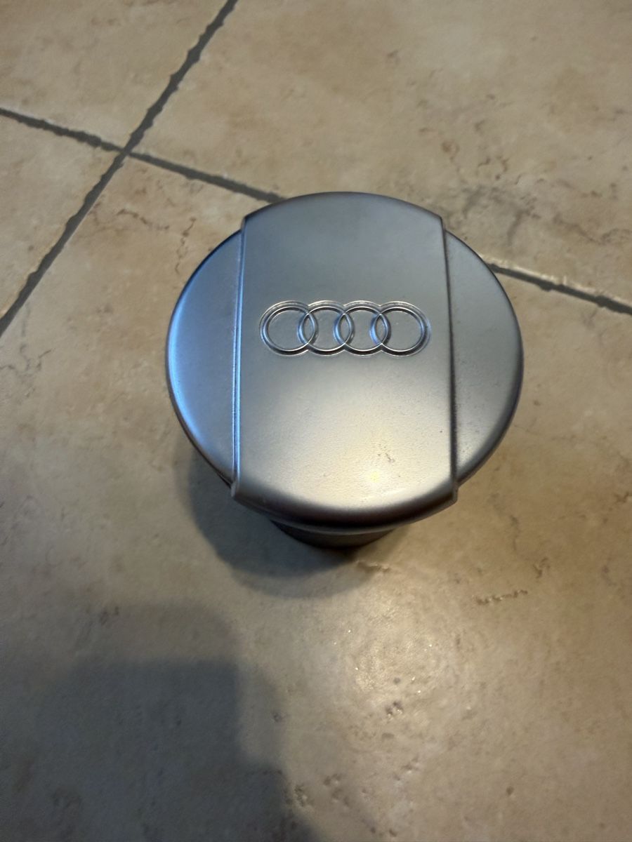 Portacenere: Audi Aschenbecher – Nuovo (secondo la descrizione) da Muri venduto da EMILU0809