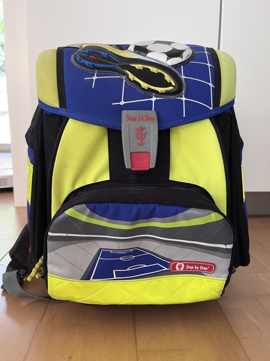 Step by Step Kindertaschen: Step by Step Schulsack Fussball  – Gebraucht aus Therwil von Represaille 1