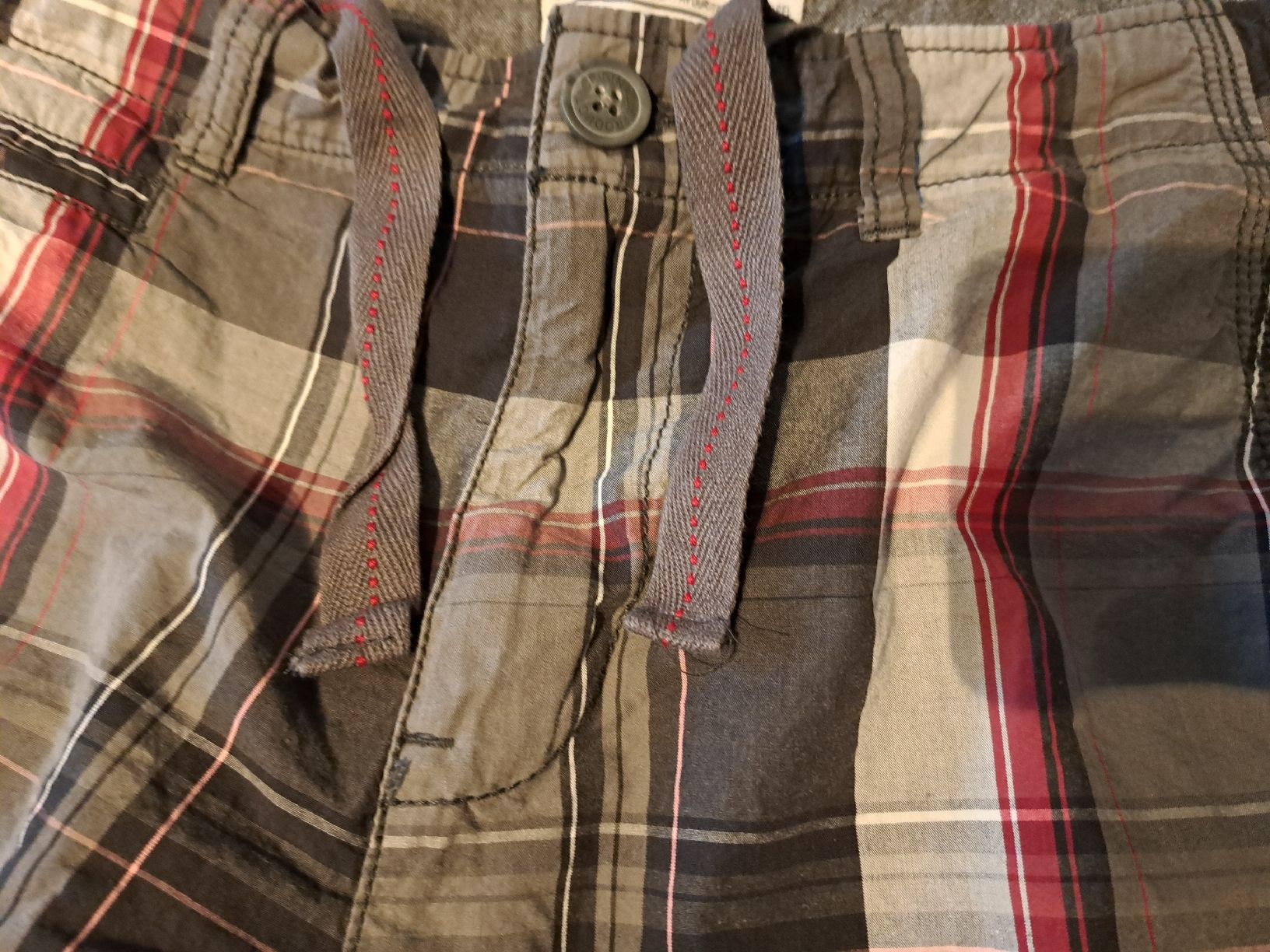 Pantaloni: Shorts FSBN Gr.M mehrfarbig – Usato da Bellach venduto da TORA4 1