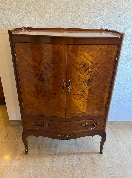 Vetrine: Meubles en bois de rose – Usato da Zürich venduto da Framobis 5