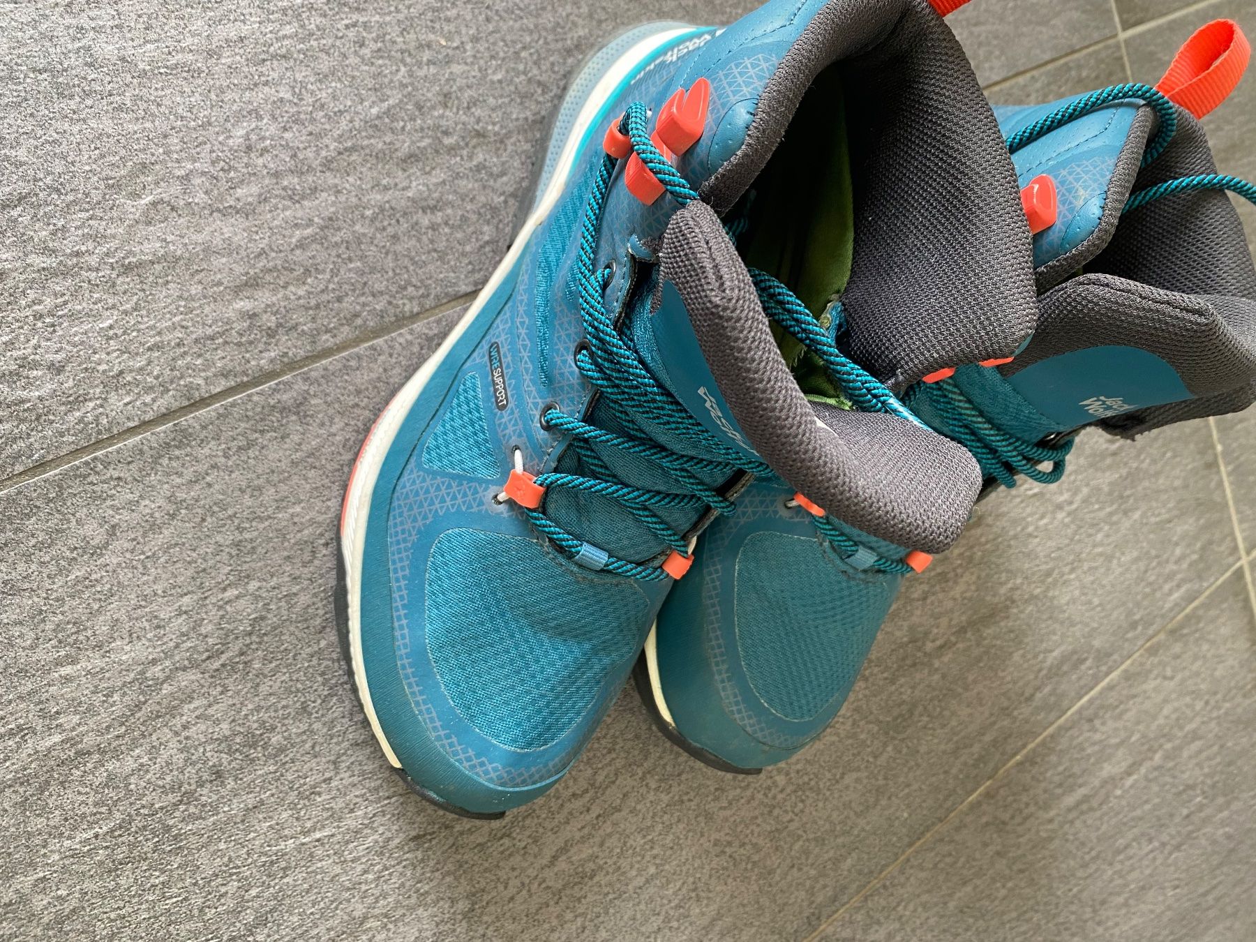 Jack Wolfskin Scarpe da donna: Wanderschuhe Jack Wolfskin 39 Damen – Usato da Holderbank AG venduto da Elster19 1