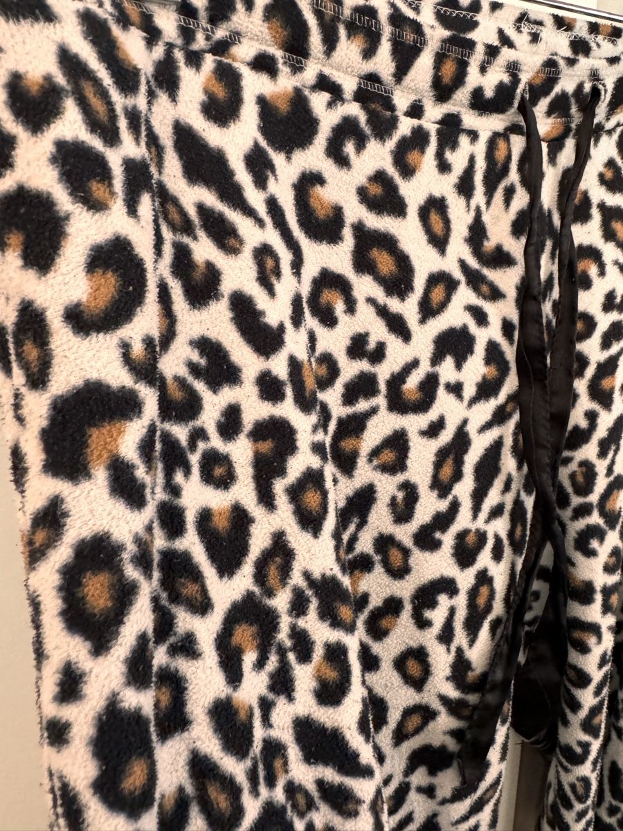 H&M Negligees & Pigiami: H&M Pyjama Leo-Muster M – Usato da Richterswil venduto da Manu55555 1