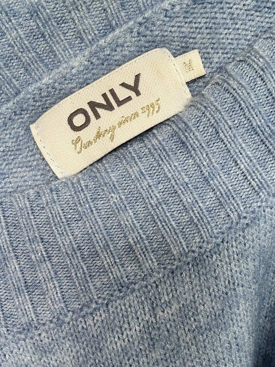 Only Maglioni & Felpe: ONLY Pullover mit Blumenstickerei Grösse M – Usato da Uzwil venduto da Zhenia17 4