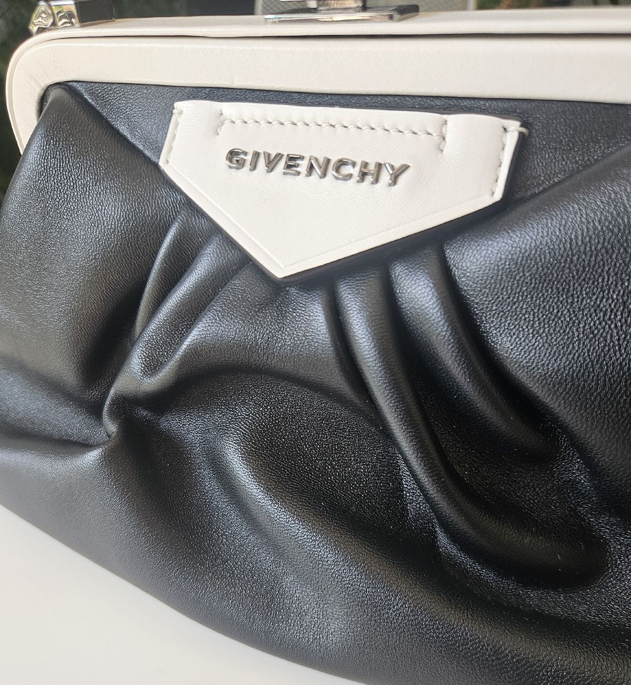 Givenchy Sacs femmes: Sac Givenchy, neuf jamais porté.  – Neuf avec emballage d'origine à Onex par fre_gd9f 2