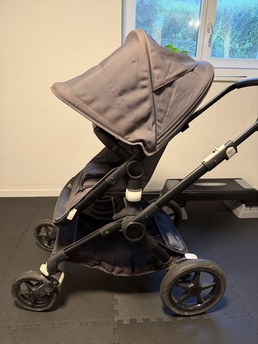 Bugaboo Carrozzine: Used Bugaboo Fox Stroller - Sehr guter Zustand  – Usato da Steinmaur venduto da VladRico