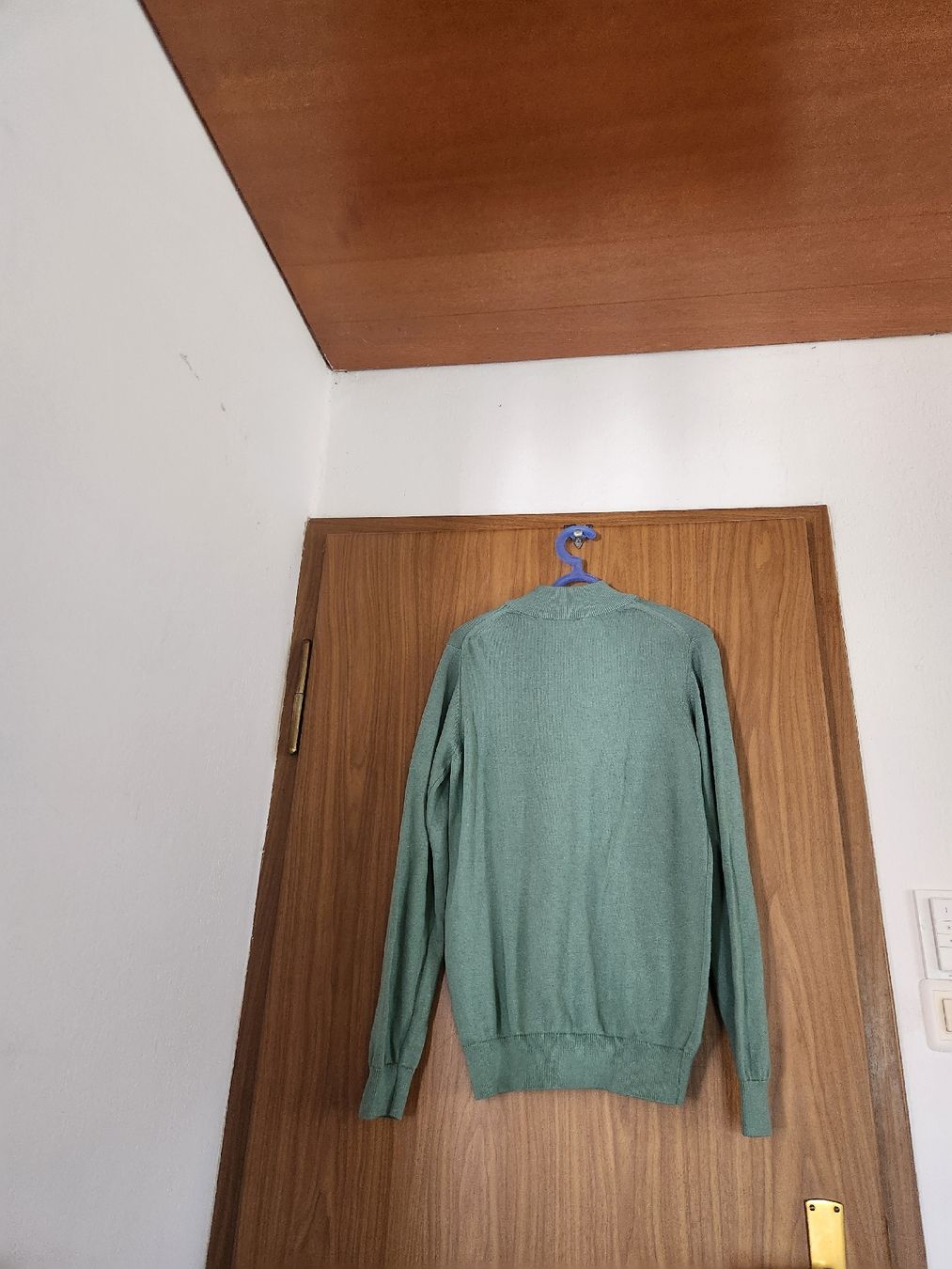 Tommy Hilfiger Maglioni & Felpe: Pull Tommy Hilfiger col montant vert taille S coton – Usato da Niedergösgen venduto da Eva2410 1