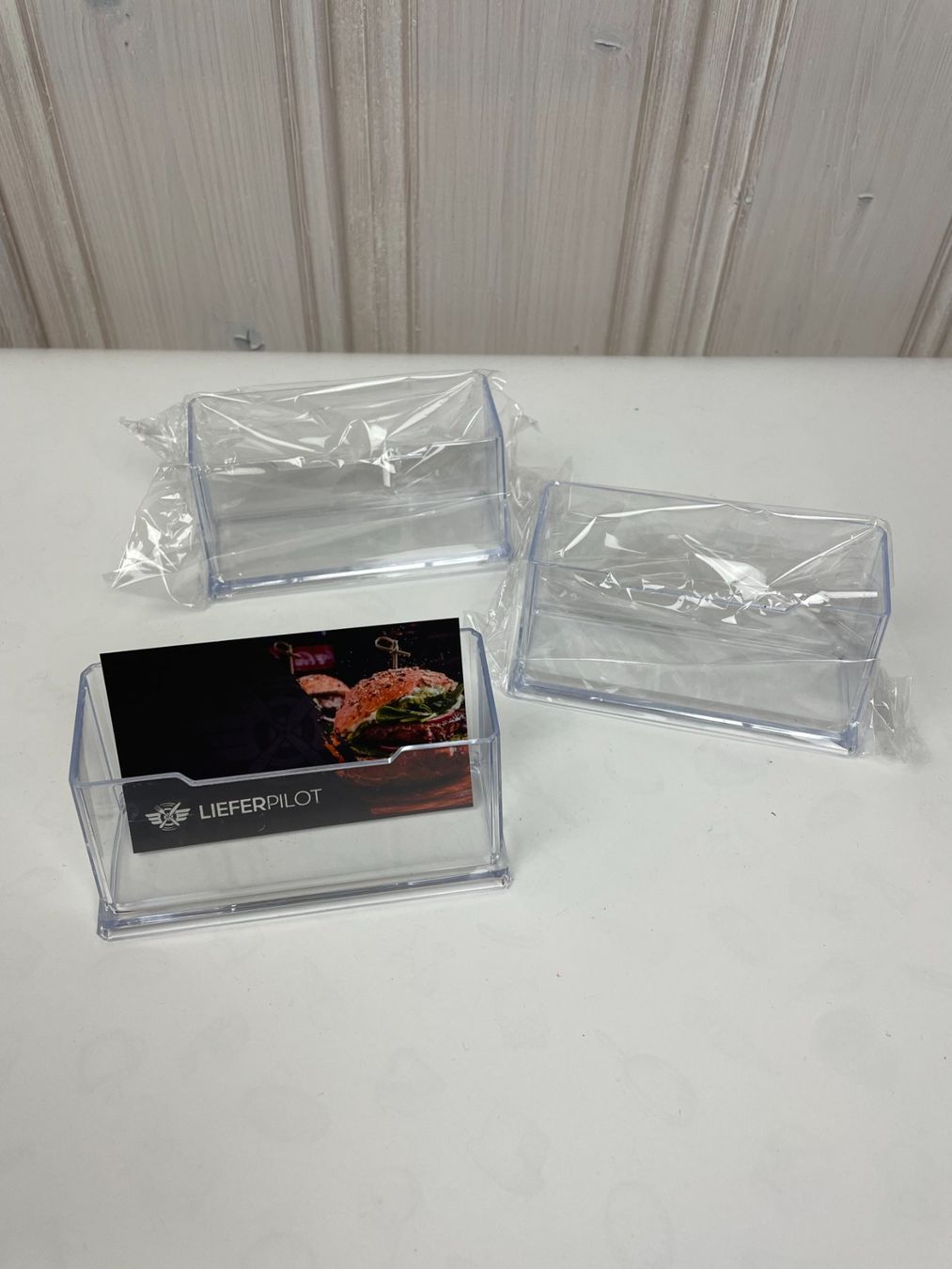 Altri mobili per ufficio: 3x Visitenkartenhalter, Acrylglas, neu, originalverpackt – Nuovo e nell'imballaggio originale da Wängi venduto da LiqKojote 1