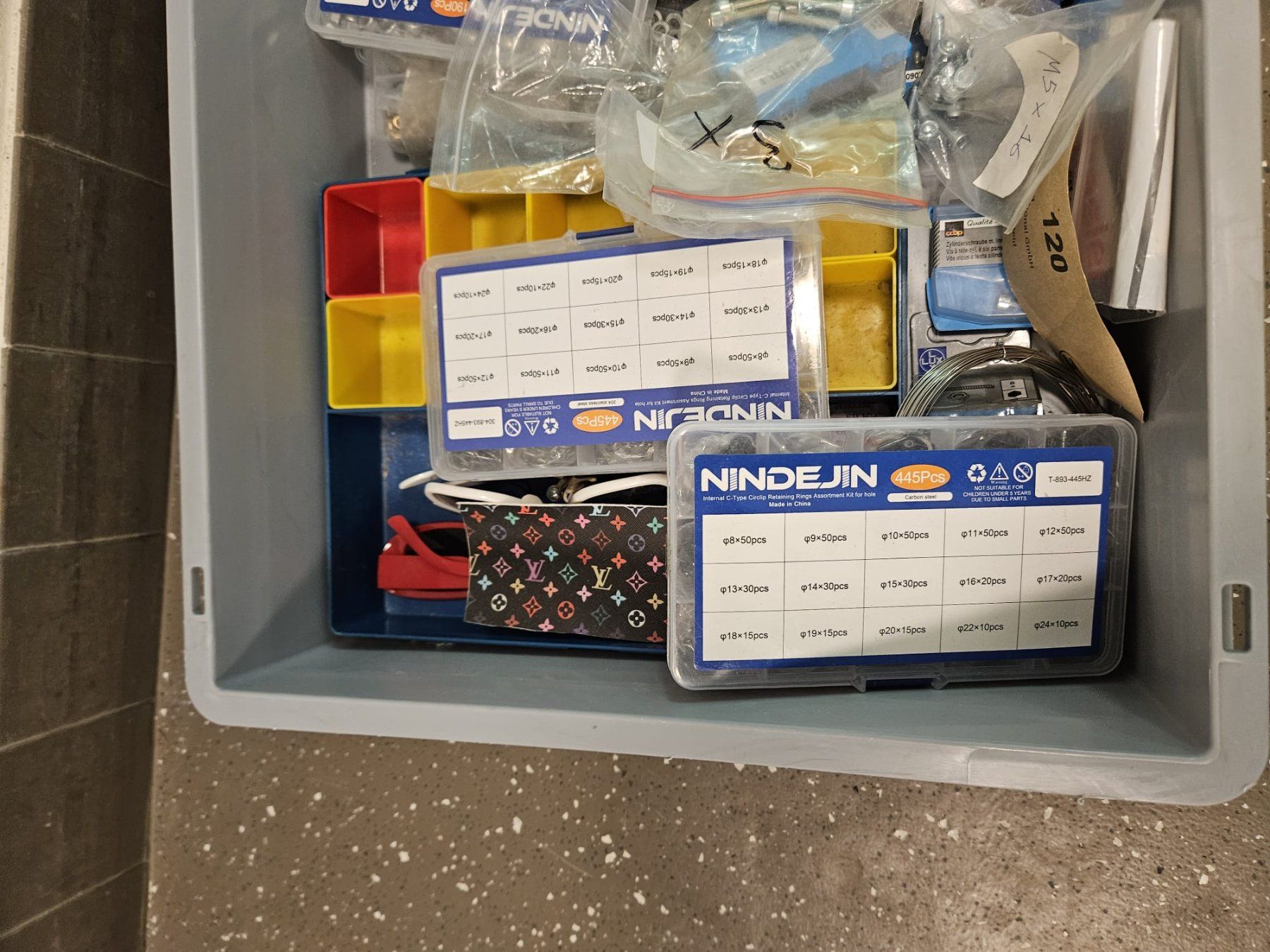 Proxxon Tutti gli attrezzi: Schrauben Konvolut mit Eurobox – Usato da Winterthur venduto da Moineau_Mechanics 1