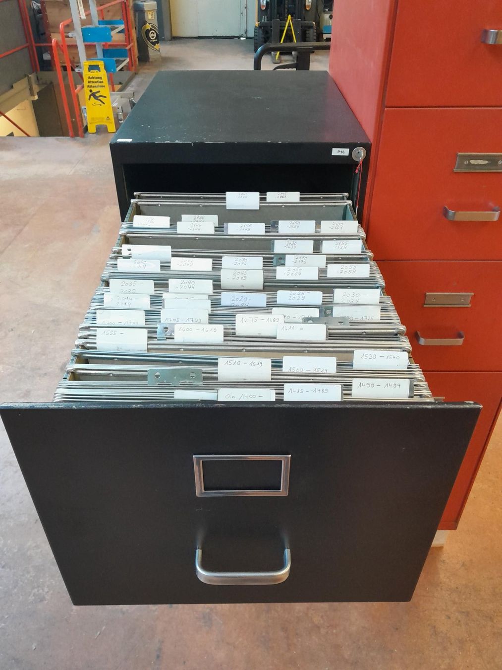 Armadi: Hängeregisterschrank – Usato da Rümlang venduto da BKCH 2