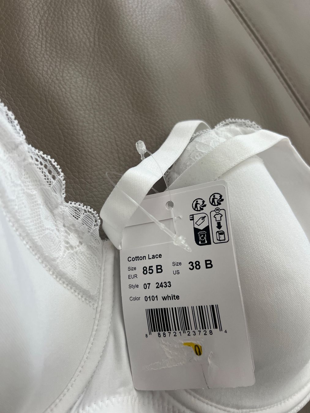Hanro Altra biancheria intima: BH HANRO 85C neu – Nuovo (secondo la descrizione) da Dornach venduto da samuti 1