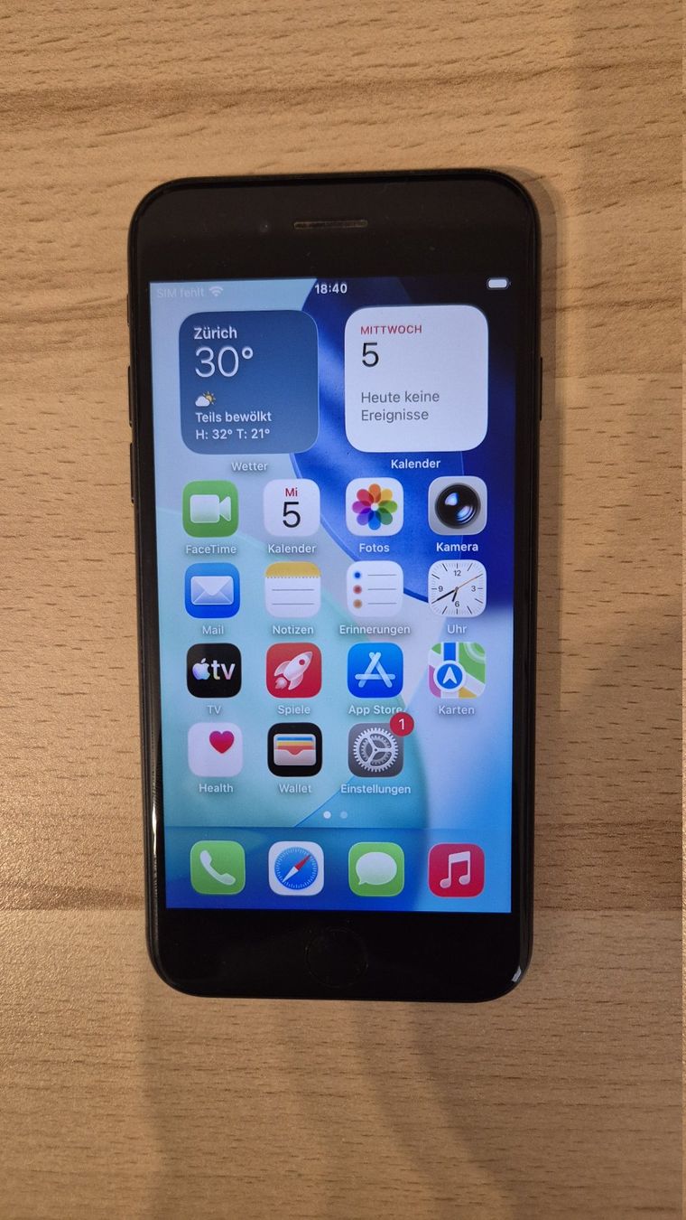 Apple Handys / Smartphones: iPhone SE 2020 64GB Black 3017 – Gebraucht aus Münchenbuchsee von MV_Solutions 1