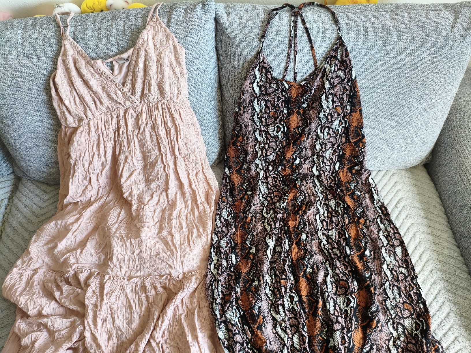 Lotti di vestiti: Lot 2 robes longues L – Usato da Lausanne venduto da IseeIceasCream