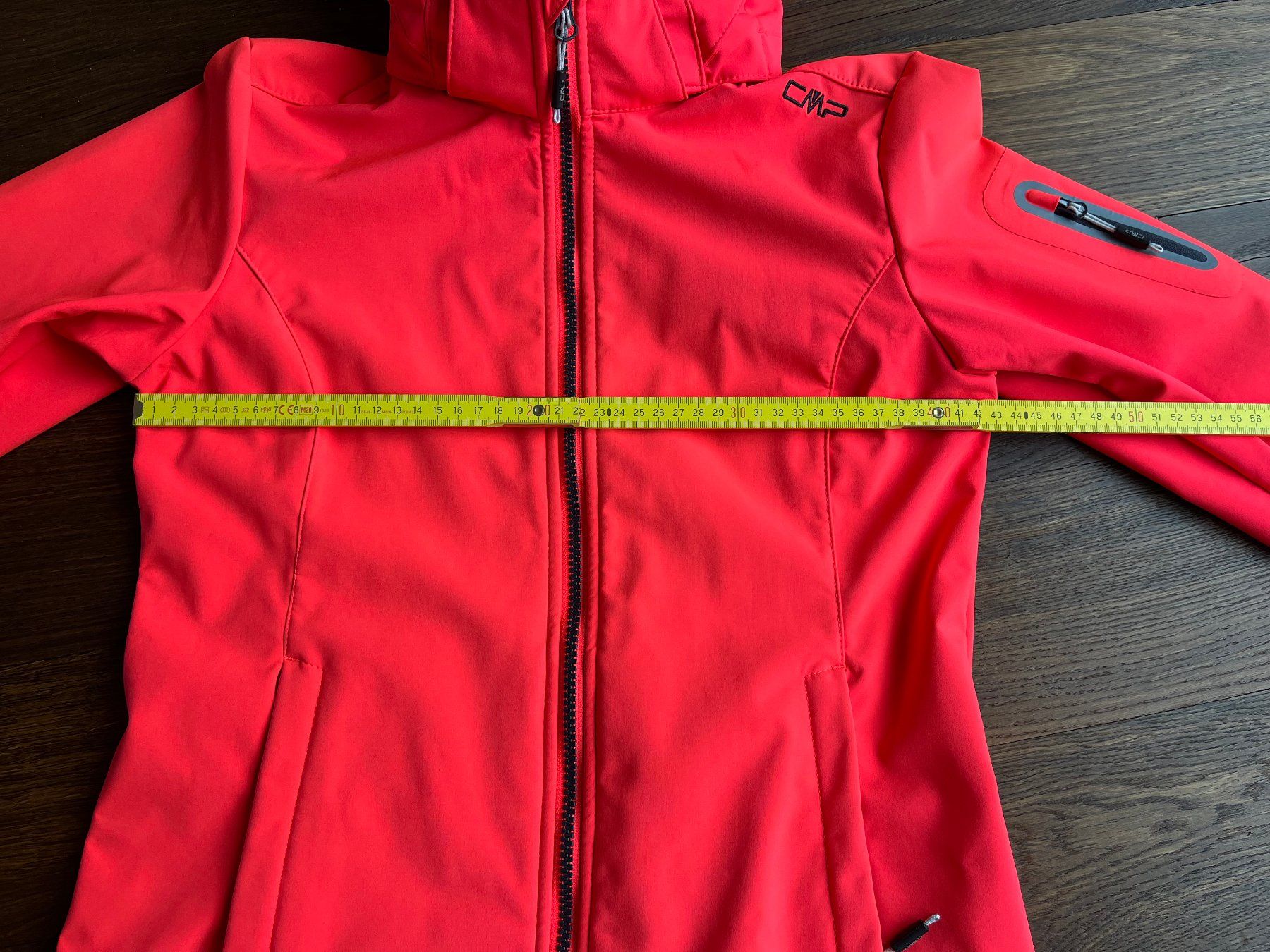 CMP Giacche: Softshell Jacke CMP Gr. S mit abnehmbarer Kapuze – Usato da Affoltern am Albis venduto da Blackrhythm 7