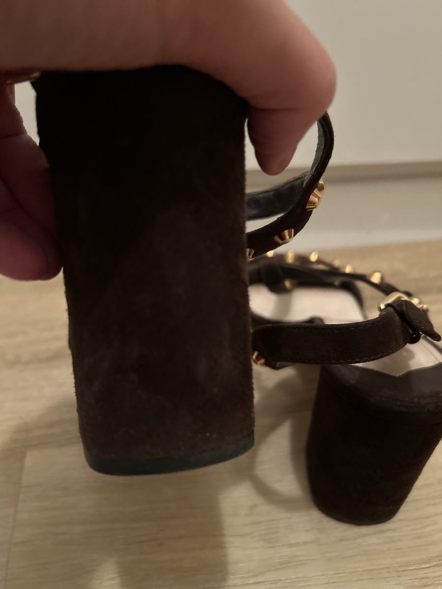 Prada Scarpe da donna: Authentic PRADA Leather Studded Sandals Brown – Nuovo (secondo la descrizione) da Zürich venduto da sel_tvq7 4